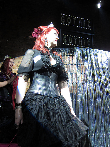 Der Gothic Look ist eine klare Stilrichtung © flickr / tetradtx